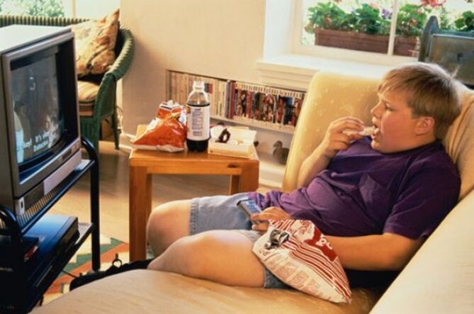 A passive lifestyle of a full teenager